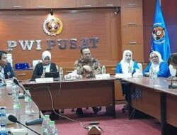 Seminar IKWI: Memperkuat Peran Perempuan Dalam Pemilu 2024