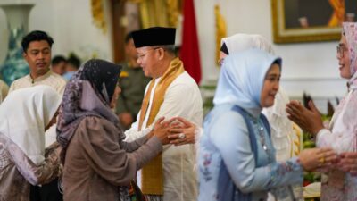 Open House Idul Fitri, Gubernur Bengkulu Juga Terima Agama Lain