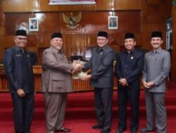 Jelang Akhir Jabatan, DPRD Bengkulu Selatan Sahkan Dua Perda