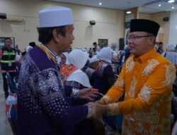 Gubernur Lepas Kloter Pertama JCH Provinsi Bengkulu