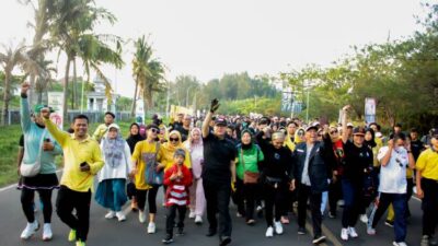 Jalan Santai HUT ke 70 Agung Concern Diikuti Ribuan Masyarakat