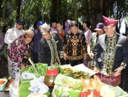 Diiringi Alunan Gamelan, Kuliner Pasar Arenan Diserbu Pengunjung