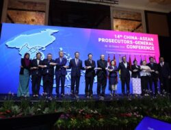 Ketua Delegasi Kejaksaan Menandatangani Joint Declaration Konferensi ke-14