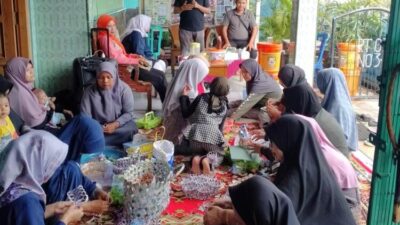 Atasi Persoalan Sampah, Usin Beri Pelatihan Kader Lingkungan