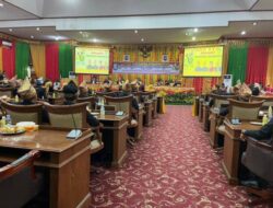 Rapat Paripurna HUT ke-56, Plt Gubernur Sampaikan Keberhasilan Program