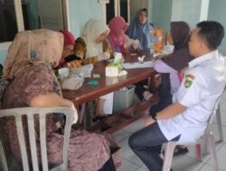 Warga dan Perangkat Desa Padang Berani Cek Golongan Darah