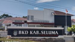 32 Desa Gigit Jari, Korban PHP Kepala BKD Seluma