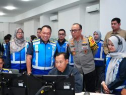 Wakapolri Tinjau Arus Balik Nataru di Command Center Tol Jatiasih